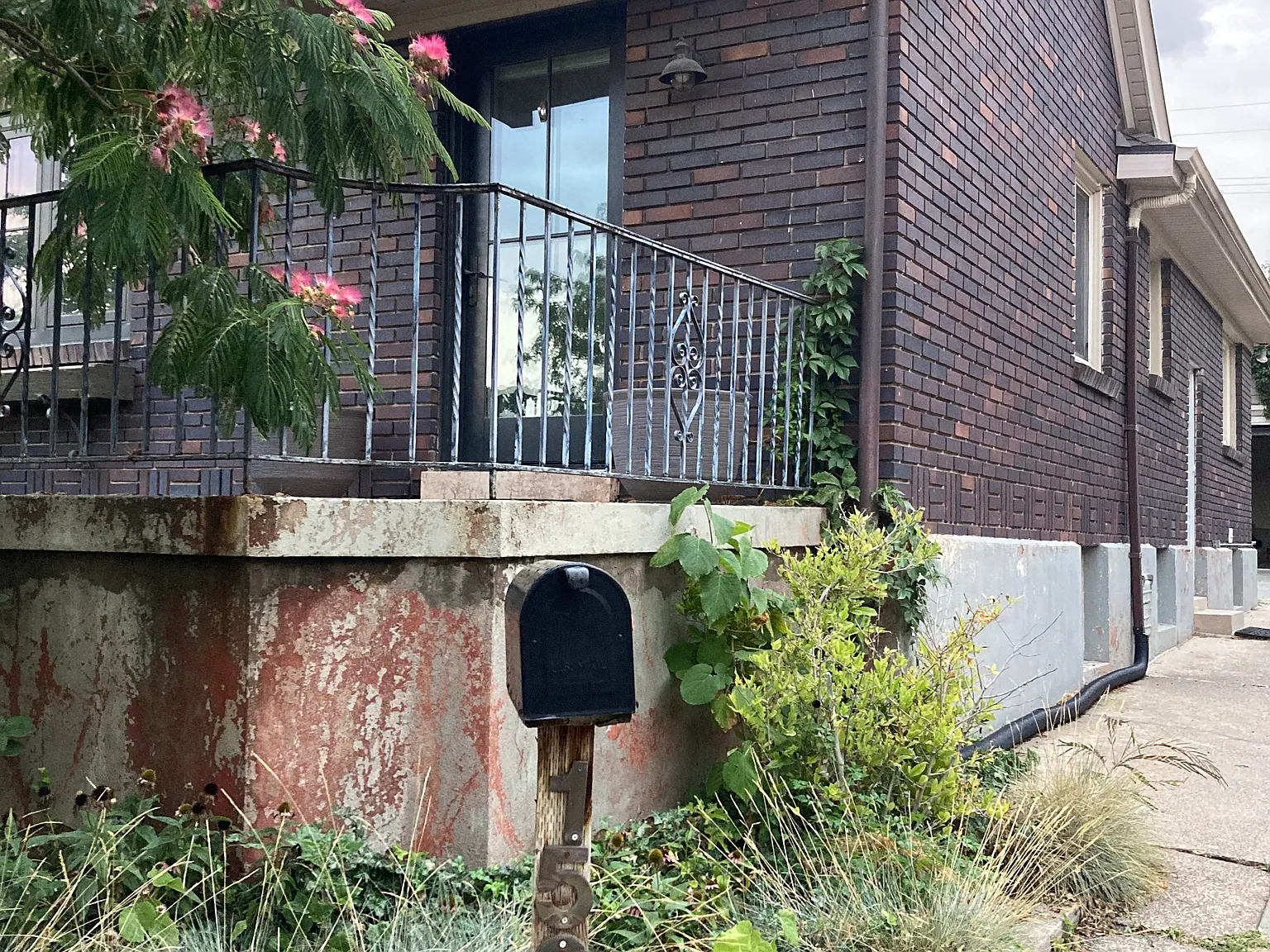 2 bed, 1350 sqft, $3,000 — Photo 4