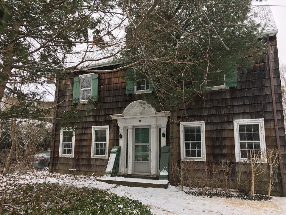 1st image of 42 Arrandale Ave