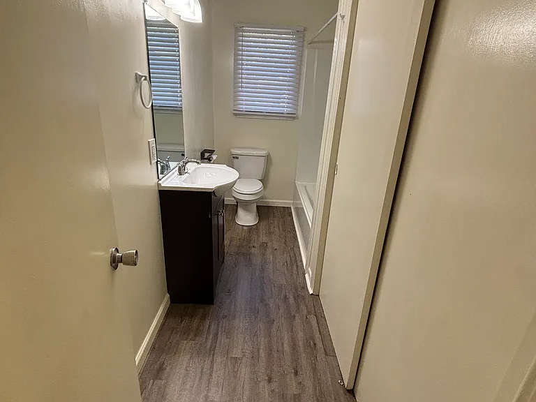 211 & 213 Saint Paul St #213 — Photo 9