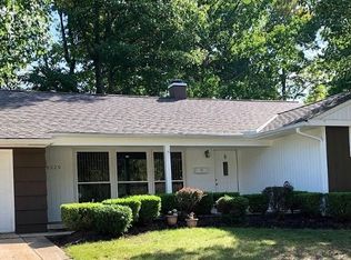 6329 Nelwood Rd, Parma Heights, OH 44130