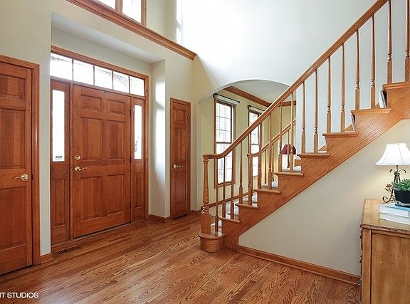 2nd image of 1202 King James Ave