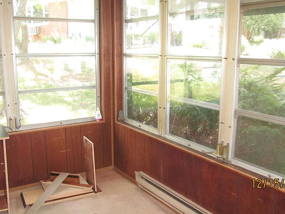 2nd image of 126 Tulip Ct #B