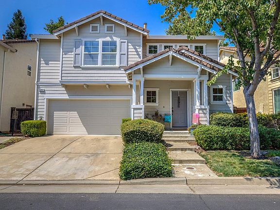 2nd image of 5251 Water Lily Ln