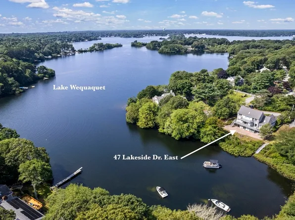 47 Lakeside Dr, Centerville, MA 02632