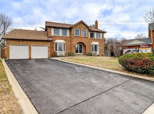 6 Waverly Pl, Brampton, ON L6Z1Y9