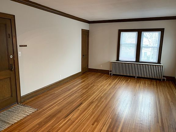 2nd image of 1900 Grand Ave APT 1
