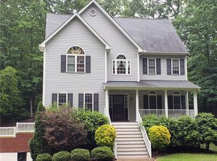 9807 Kendelwick Dr, North Chesterfield, VA 23236