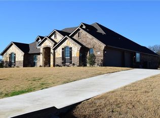 1741 Billingsley Dr, Waxahachie, TX 75167