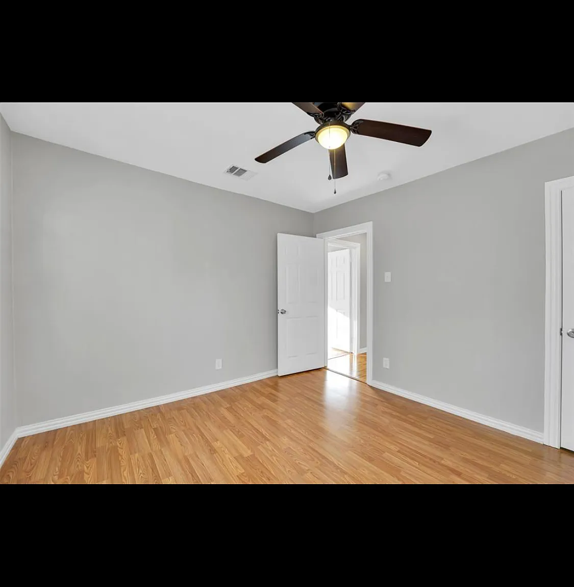 2 bed, 816 sqft, $1,700 — Photo 2