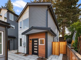 3807 NE 89th St, Seattle, WA 98115