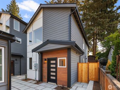 3807 NE 89th Street, Seattle, WA, 98115