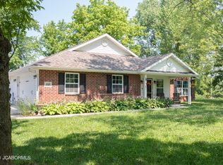848 Halifax Rd, Holts Summit, MO 65043