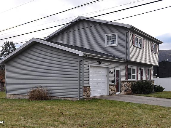 2nd image of 10 Walnut St
