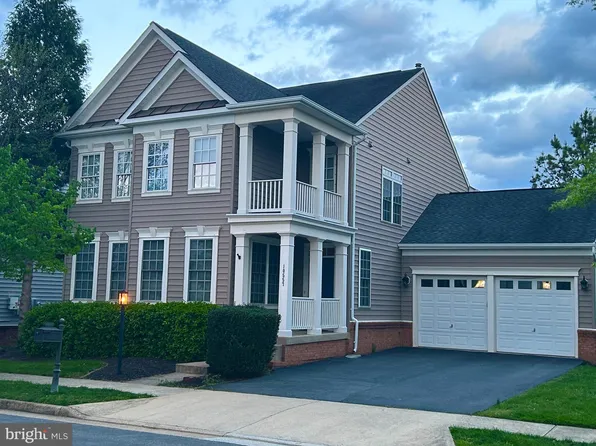 10557 Poagues Battery Dr, Bristow, VA 20136