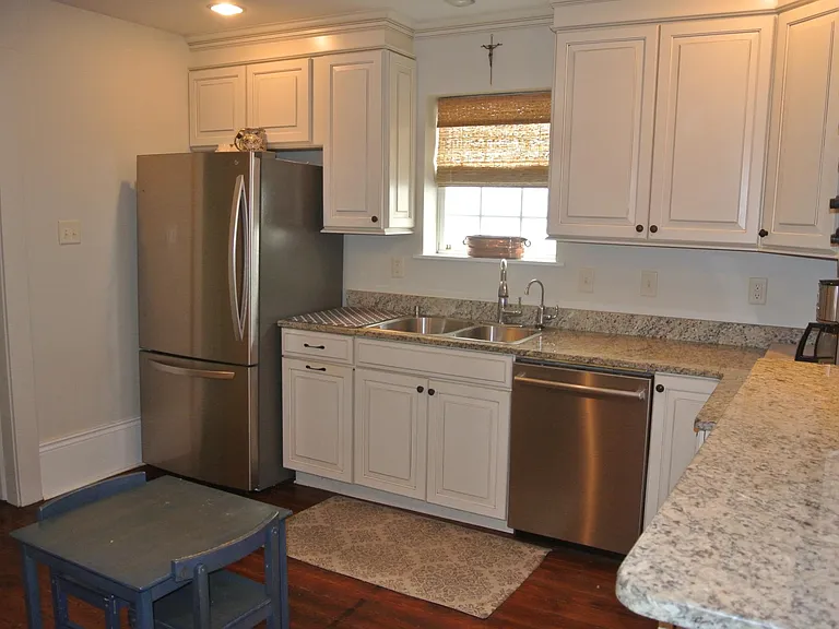 3816 Camp St — Photo 8