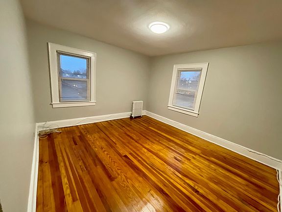 3rd image of 63 Langdon Pl Unit 2