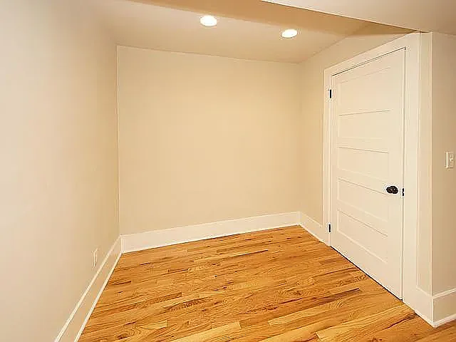 447 N Nassau St — Photo 18