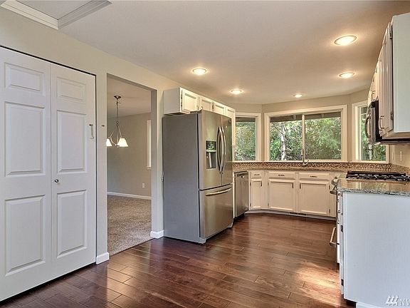 5th image of 18824 1st Ave NW
