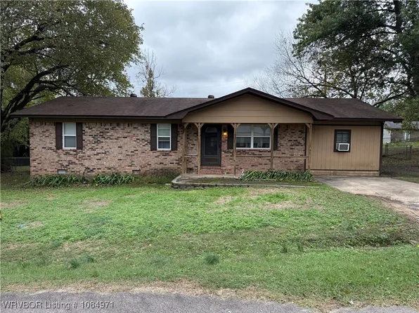 119 E Miami St, Greenwood, AR 72936