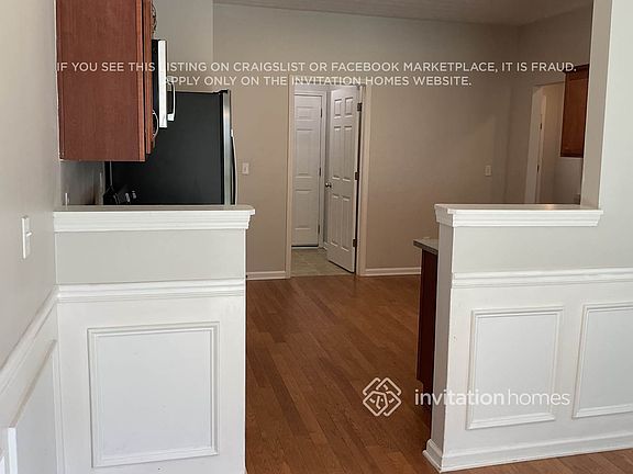 4th image of 739 Mountain Laurel Dr