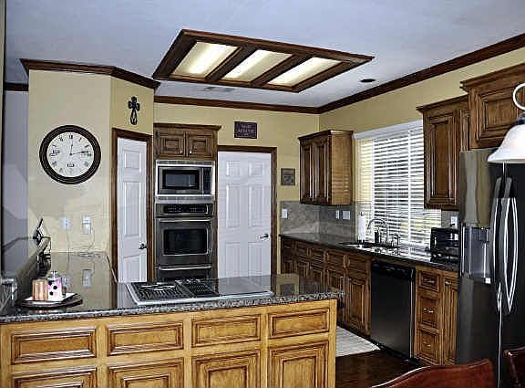 3rd image of 7649 Cedar Elm Dr