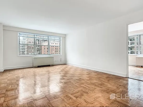 888 Eighth Avenue image 1 of 4