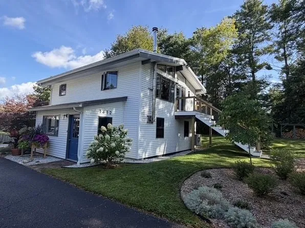 1412 Hinesburg Road, South Burlington, VT 05403
