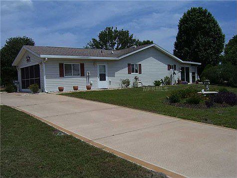 2nd image of 10756 SE 176th St