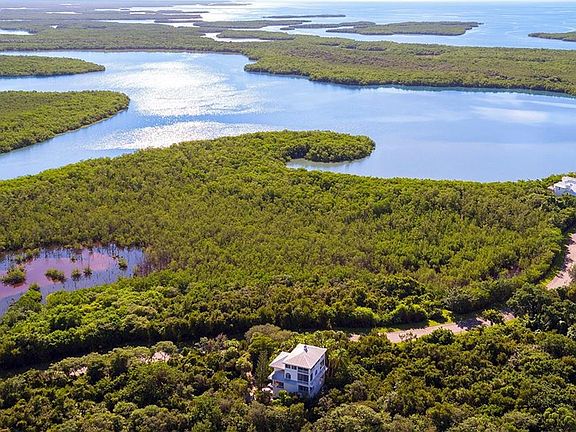 5th image of 828 Whiskey Creek Dr Lot 1