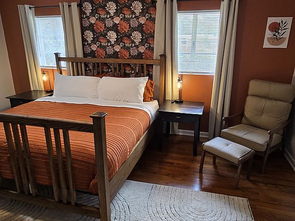 king bedroom