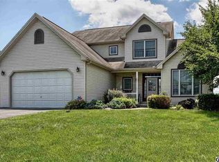 31 Essex Dr, Carlisle, PA