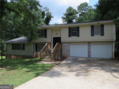 467 Pineburr Ln, Stone Mountain, GA, 30087