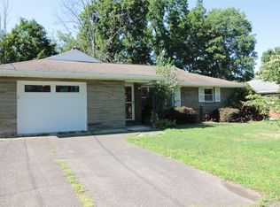 1608 Butternut Dr, Vestal, NY 13850