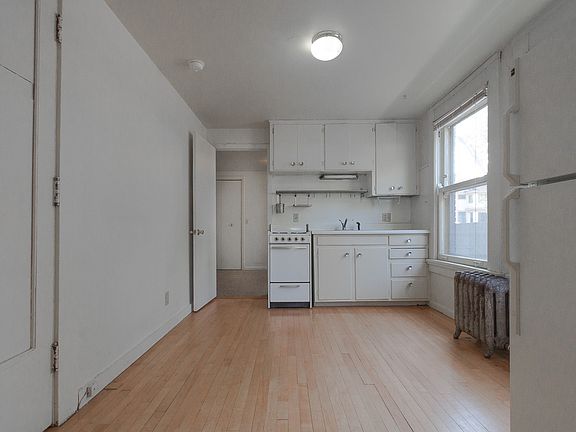 2nd image of 146 E Gorham St #10524667