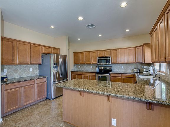 4th image of 18493 E Braeburn Ln