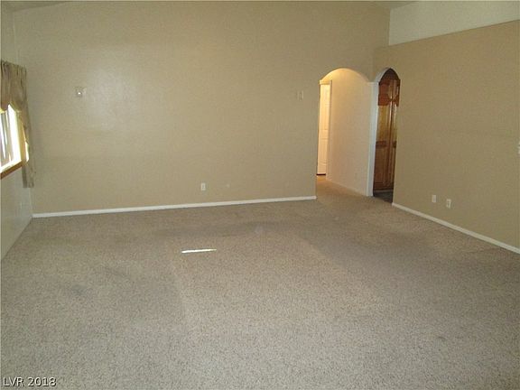 2nd image of 2501 S Mallard Ave
