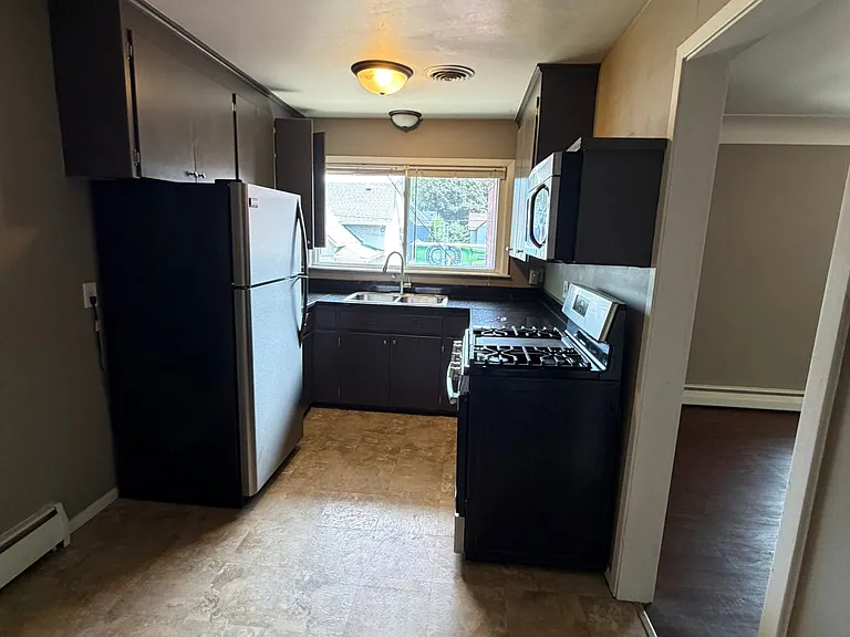 349 15th Ave NE #2 — Photo 13