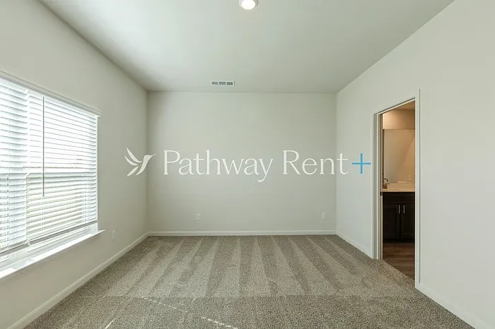 932 Crimson Wolf Rd — Photo 11