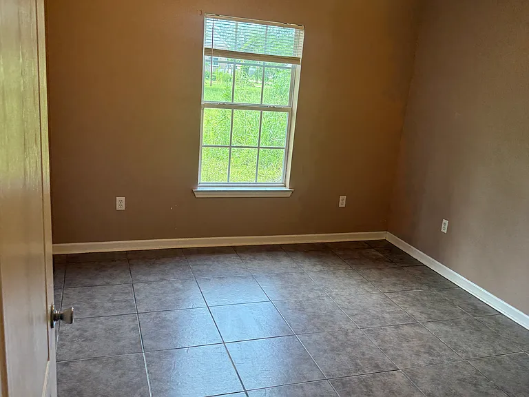 505 N Holly St #B — Photo 5