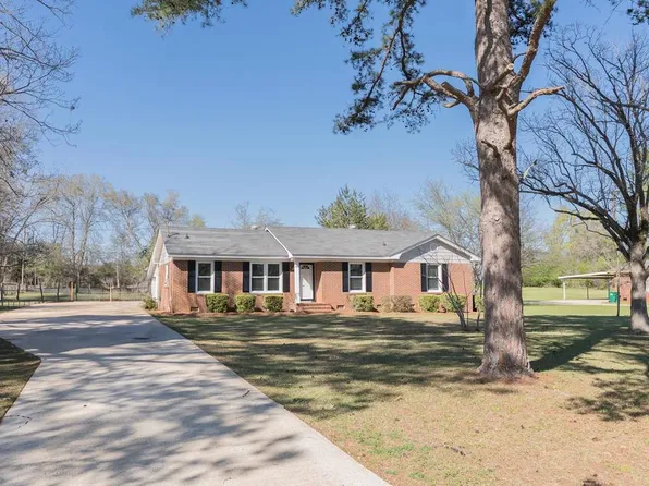 3105 Winterwood Ave, Albany, GA 31721