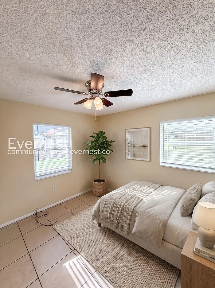 2 bed, 1.0 bath, 830 sqft, $1,095 — Photo 4
