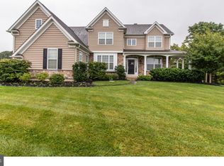 28 Edgehill Ln, Collegeville, PA 19426