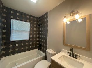 3933 Blondo St, Omaha, NE 68111