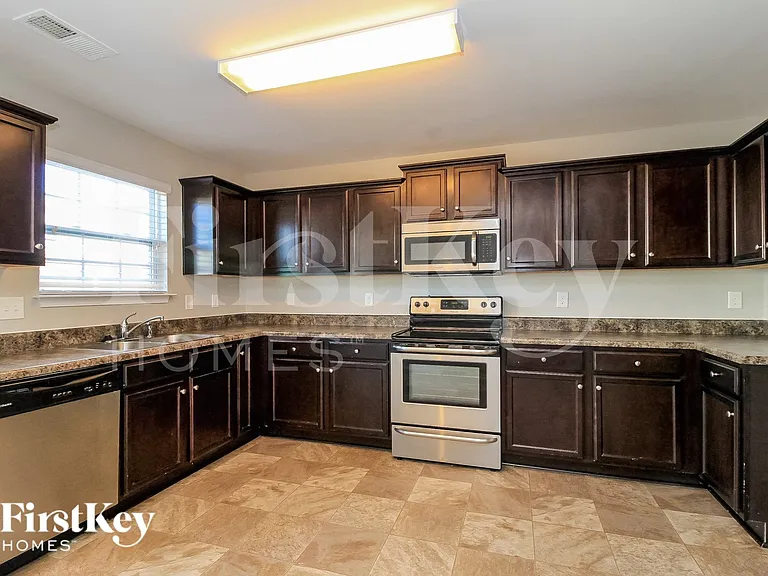 5369 Northridge Dr — Photo 6