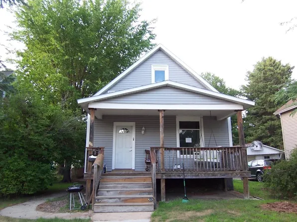 1136 Garfield Ave, Marinette, WI 54143