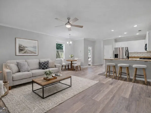 950 Firethorne Pass, Cumming, GA 30040