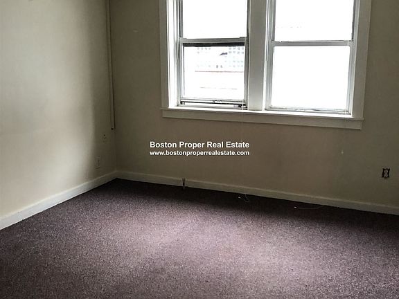 11 Peterborough St. #B Boston - Fenway Unit Photo 5