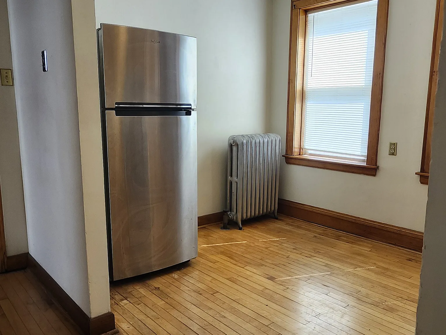 2 bed, 1200 sqft, $1,650 — Photo 3