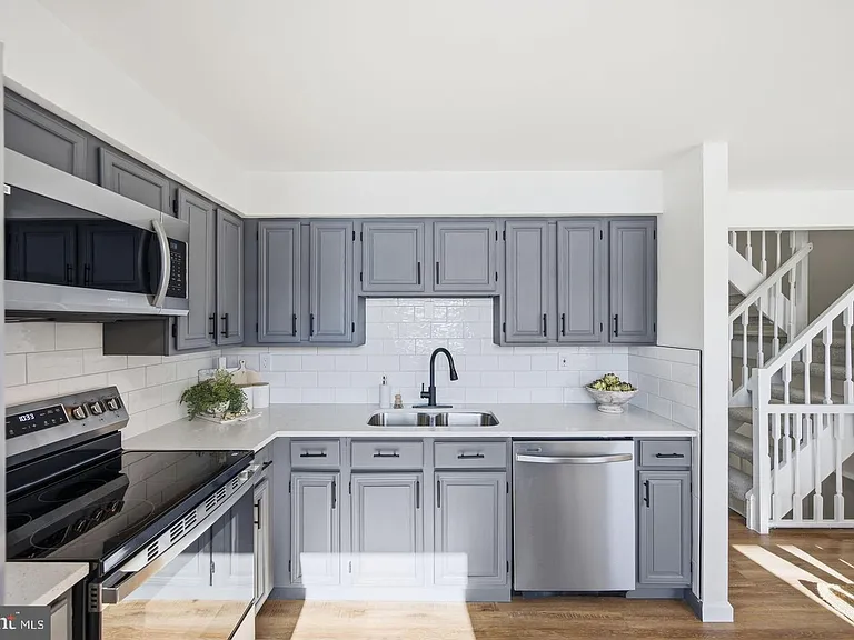 6909 Doublebrand Ct — Photo 9