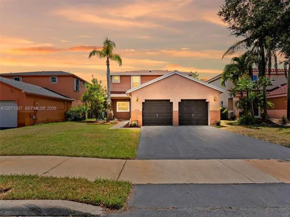 20714 NW 3rd St, Pembroke Pines, FL 33029
